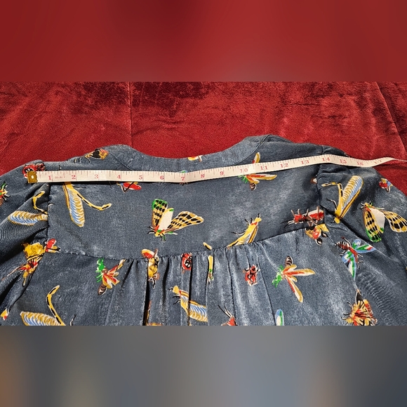 Zara Basic Insect Blouse - Picture 4 of 6